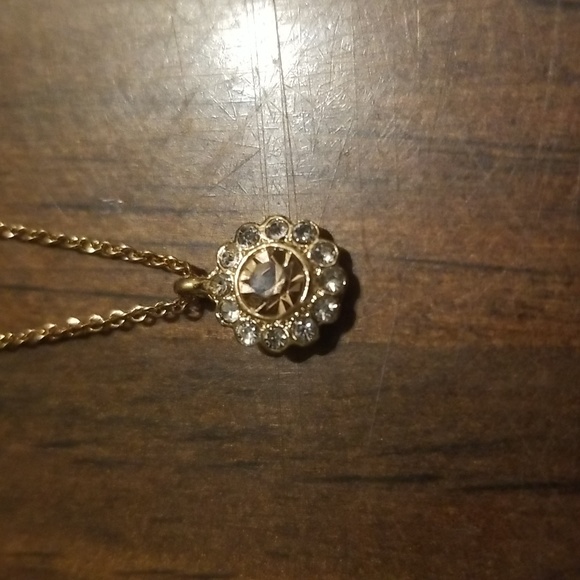 Forever 21 Dainty Necklace - Picture 3 of 5